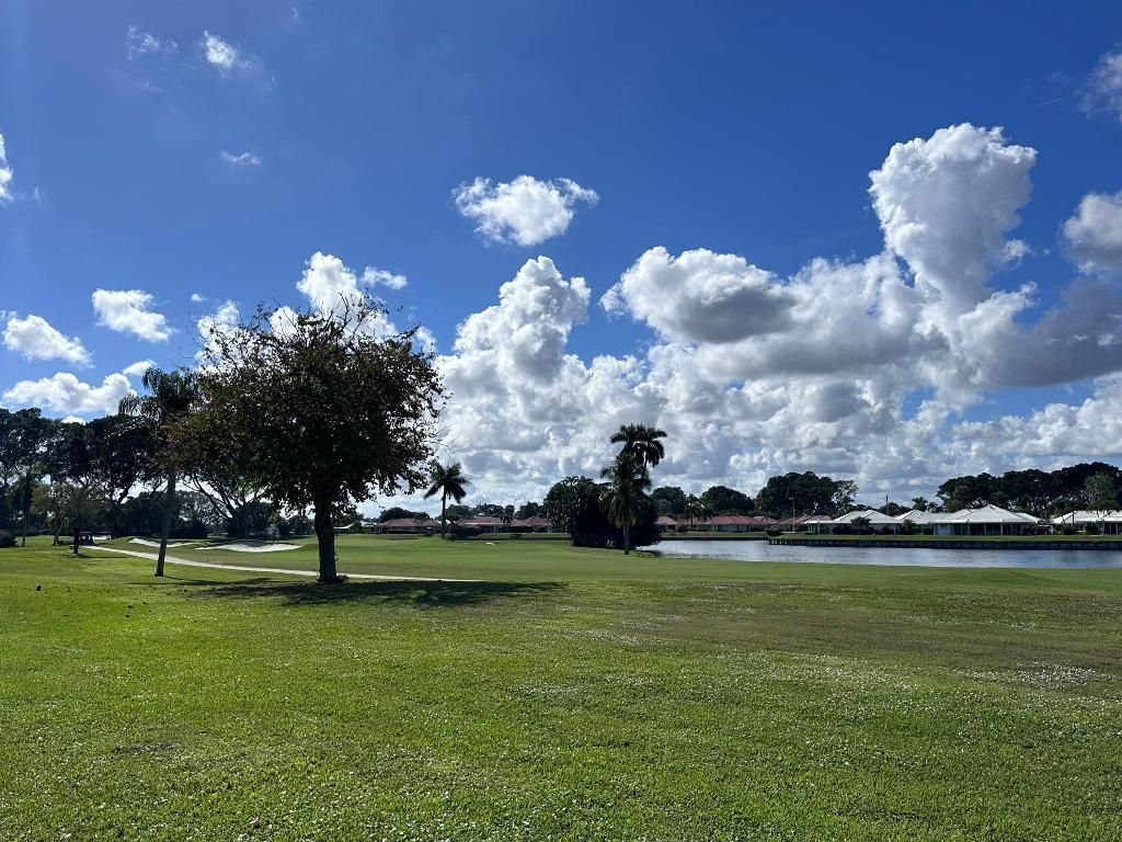 145 Atlantis Boulevard, Unit 302, Atlantis, FL 33462 Photo