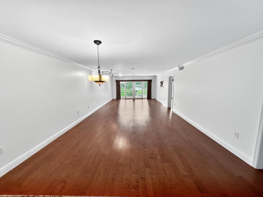 145 Atlantis Boulevard, Unit 302, Atlantis, FL 33462 Photo