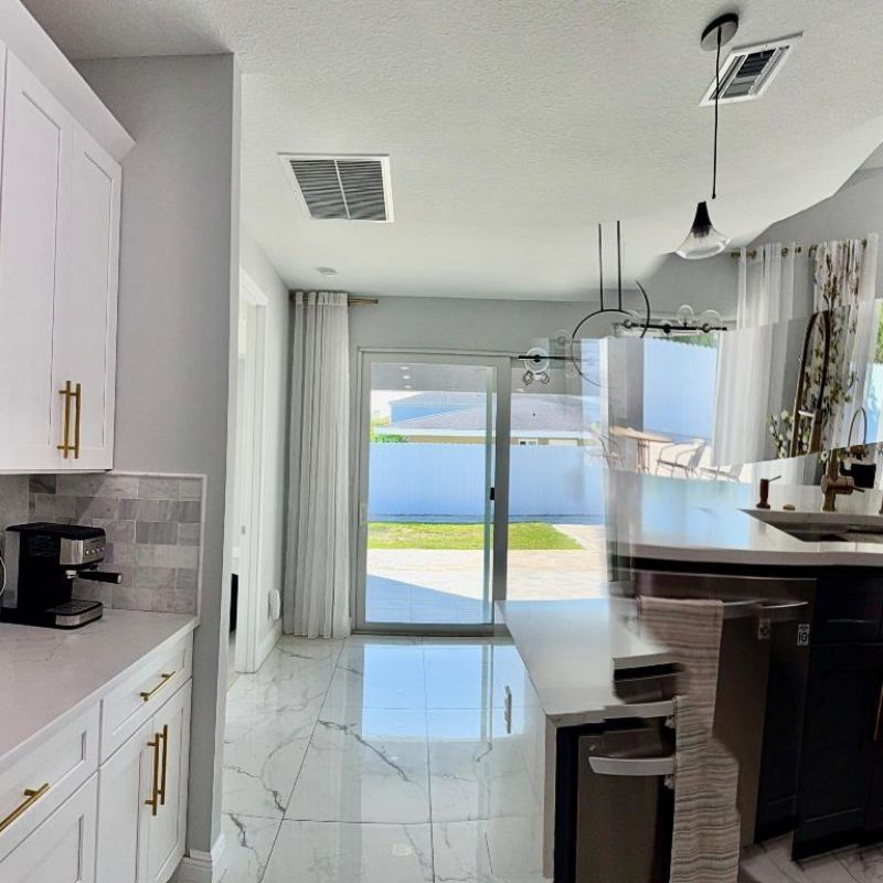 2092 SW Airoso Boulevard, Port Saint Lucie, FL 34984 Photo