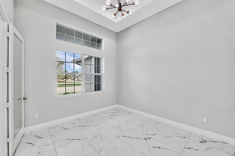 2092 SW Airoso Boulevard, Port Saint Lucie, FL 34984 Photo