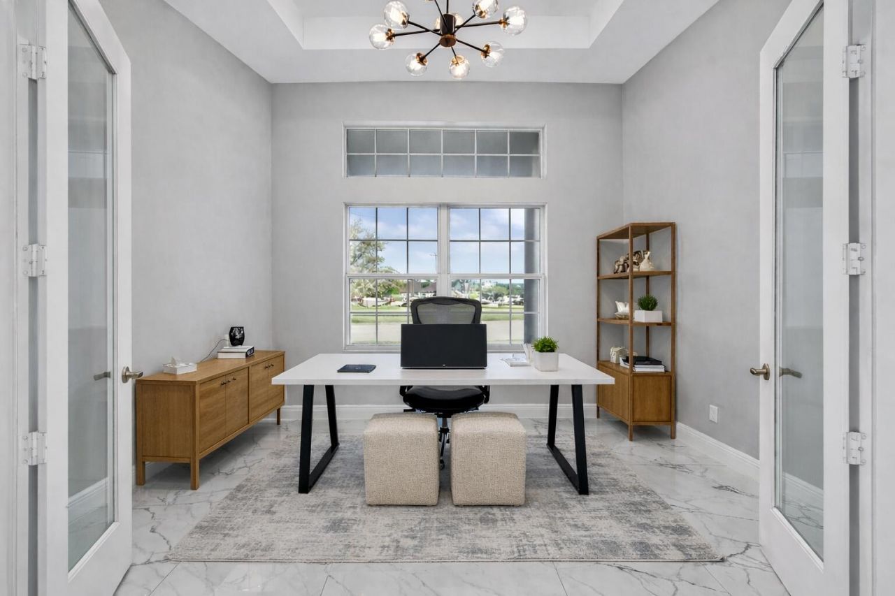 2092 SW Airoso Boulevard, Port Saint Lucie, FL 34984 Photo