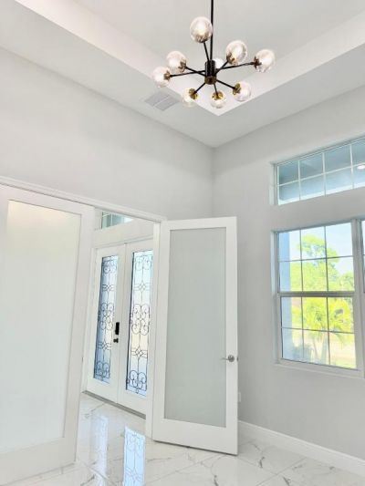 2092 SW Airoso Boulevard, Port Saint Lucie, FL 34984 Photo