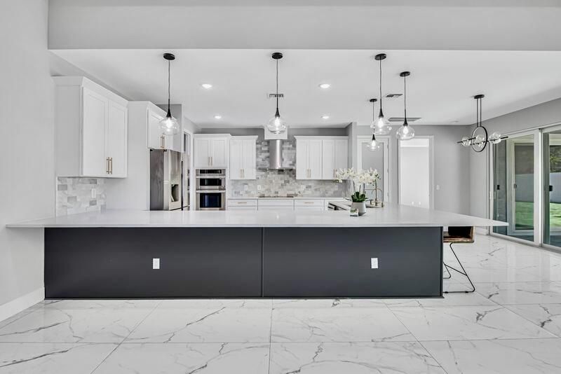 2092 SW Airoso Boulevard, Port Saint Lucie, FL 34984 Photo