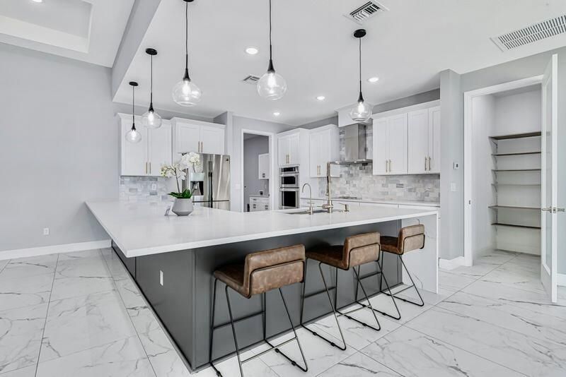 2092 SW Airoso Boulevard, Port Saint Lucie, FL 34984 Photo