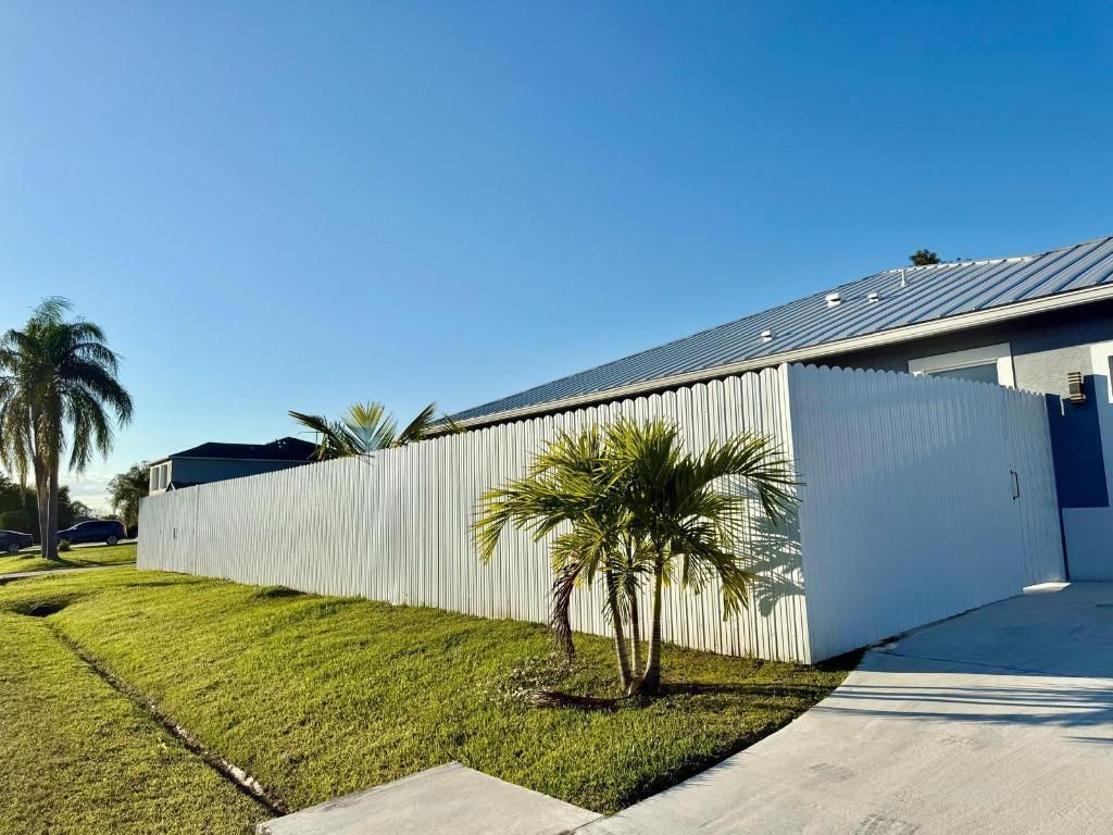 2092 SW Airoso Boulevard, Port Saint Lucie, FL 34984 Photo