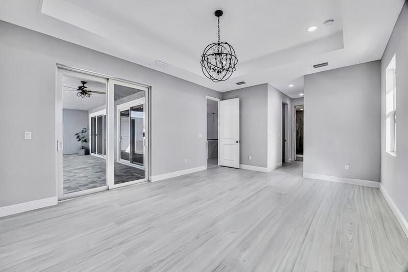 2092 SW Airoso Boulevard, Port Saint Lucie, FL 34984 Photo