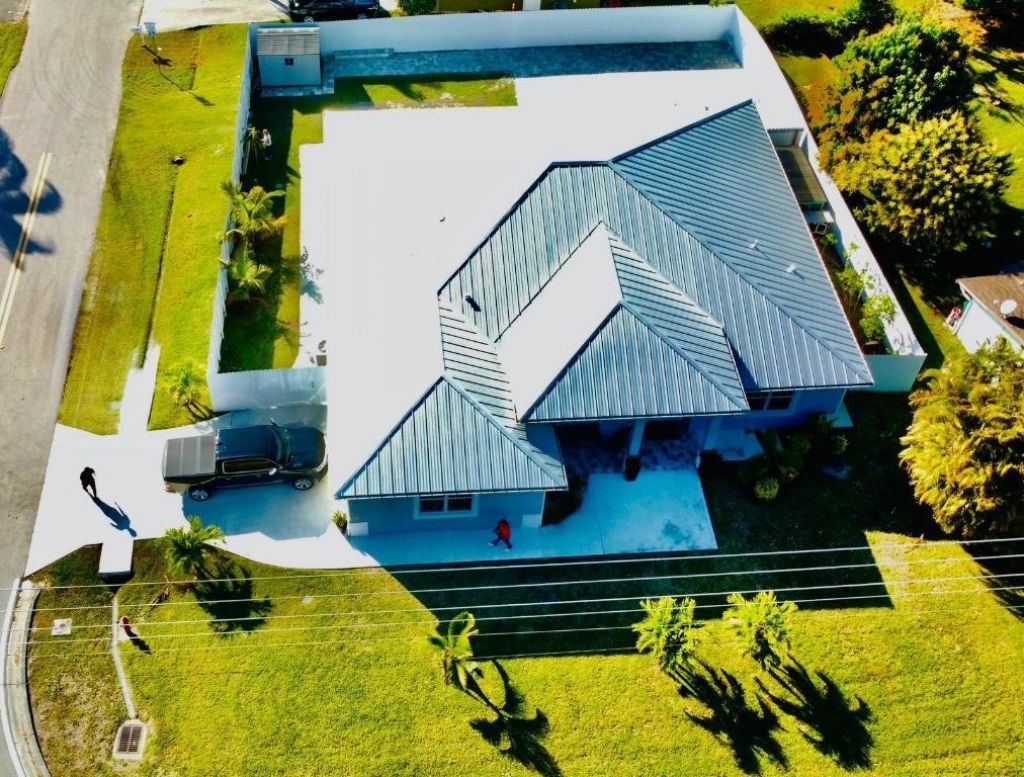 2092 SW Airoso Boulevard, Port Saint Lucie, FL 34984 Photo