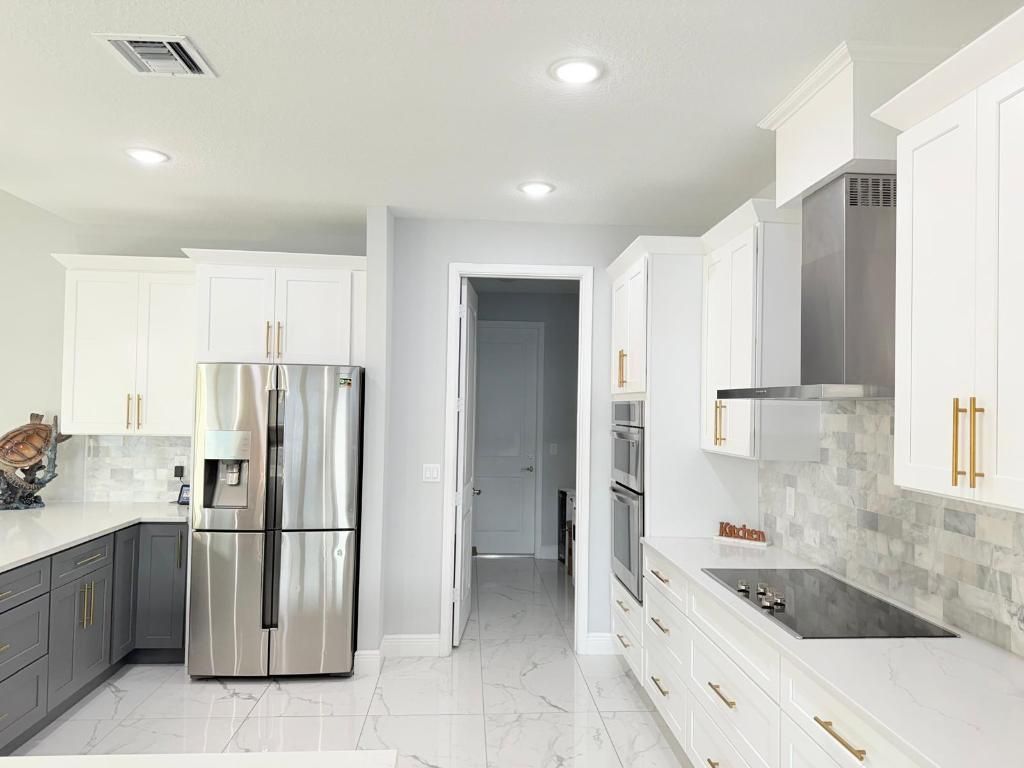 2092 SW Airoso Boulevard, Port Saint Lucie, FL 34984 Photo