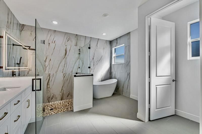 2092 SW Airoso Boulevard, Port Saint Lucie, FL 34984 Photo