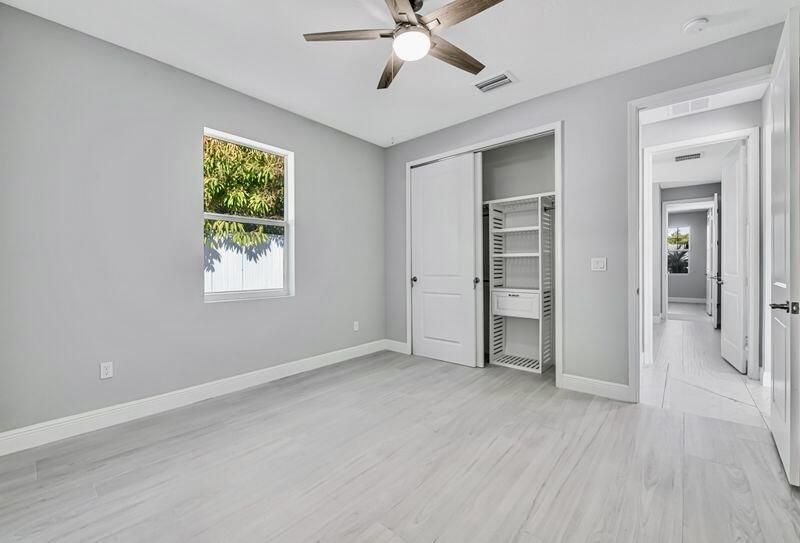 2092 SW Airoso Boulevard, Port Saint Lucie, FL 34984 Photo