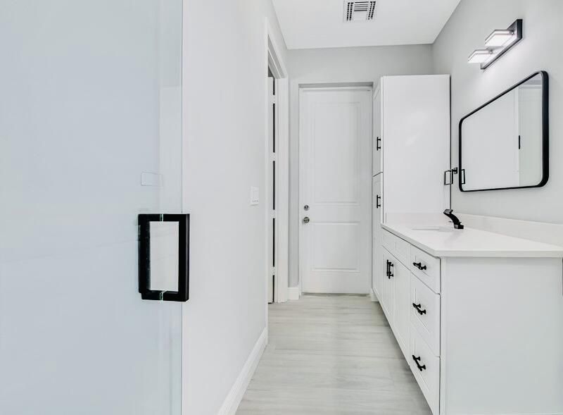 2092 SW Airoso Boulevard, Port Saint Lucie, FL 34984 Photo