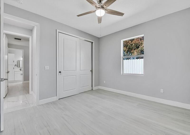 2092 SW Airoso Boulevard, Port Saint Lucie, FL 34984 Photo