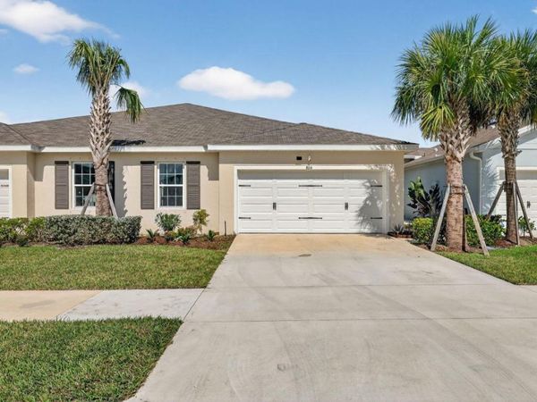 806 Persimmon Place, Fort Pierce, FL 34981