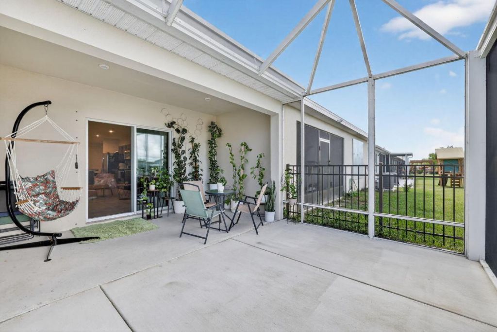 806 Persimmon Place, Fort Pierce, FL 34981 Photo