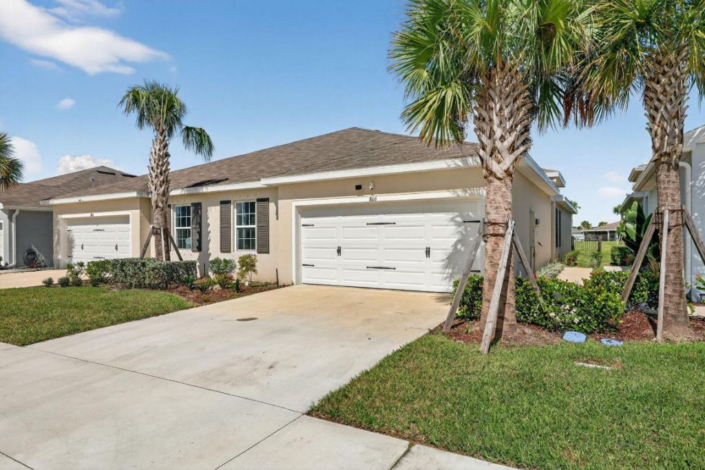 806 Persimmon Place, Fort Pierce, FL 34981 Photo