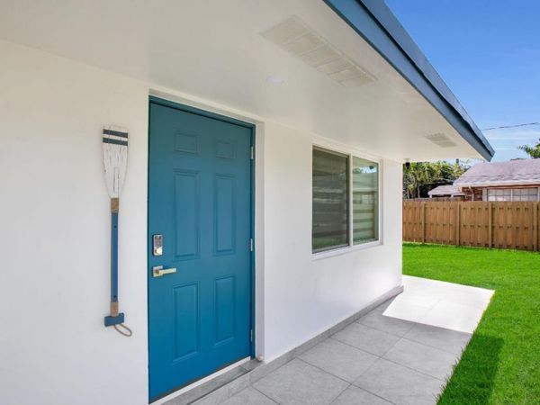 1840 SW 24th Street, Unit 1-2, Fort Lauderdale, FL 33315