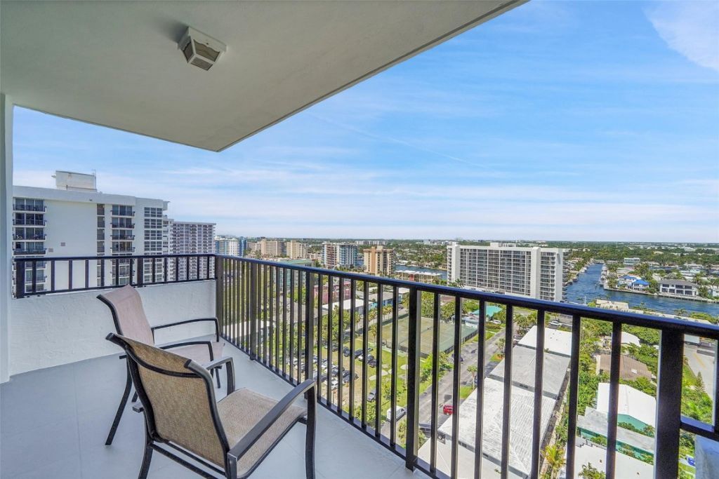 531 N Ocean Boulevard, Unit 1701, Pompano Beach, FL 33062 Photo
