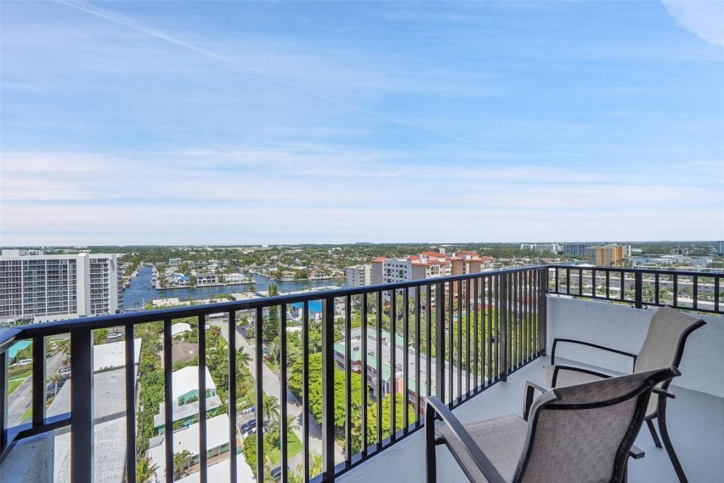 531 N Ocean Boulevard, Unit 1701, Pompano Beach, FL 33062 Photo