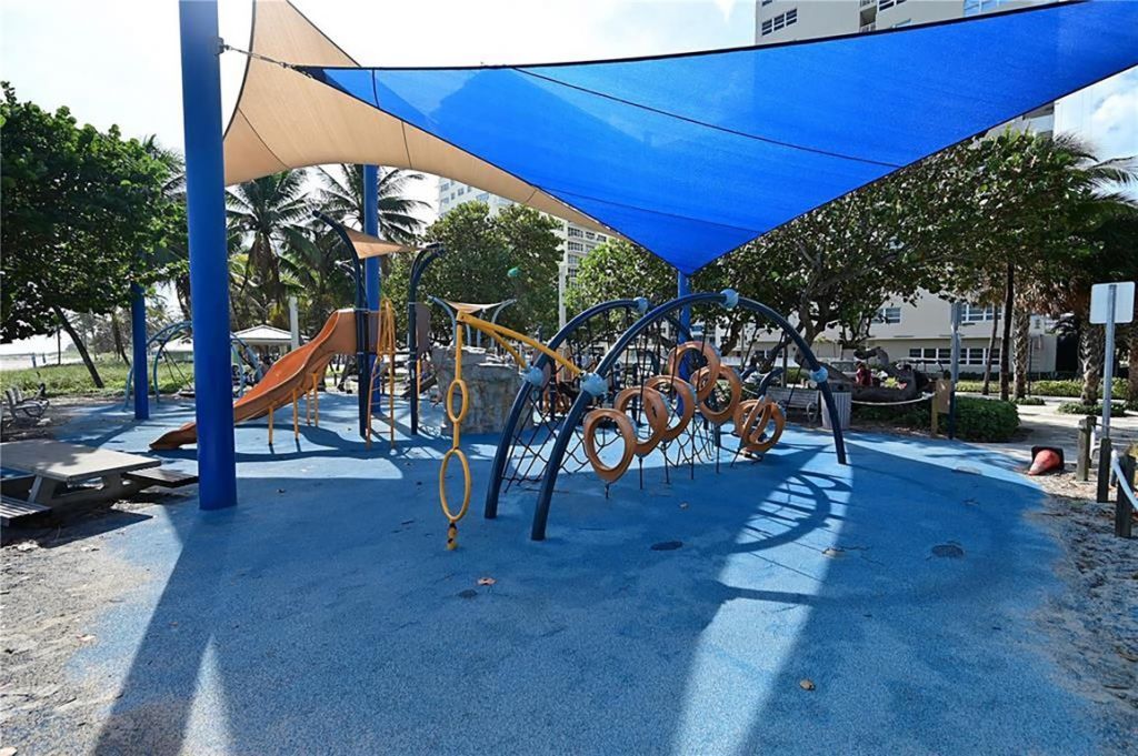 531 N Ocean Boulevard, Unit 1701, Pompano Beach, FL 33062 Photo