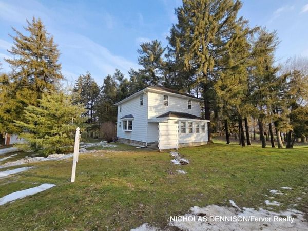 7072 N River Highway, Grand Ledge, MI 48837