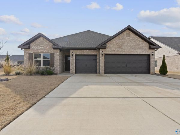 114 Headen Lane, Huntsville, AL 35811