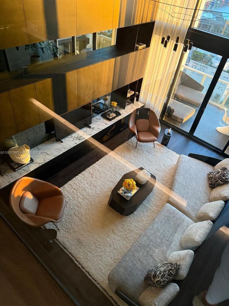 1040 Biscayne Blvd , Unit 2202, Miami, FL 33132 Photo