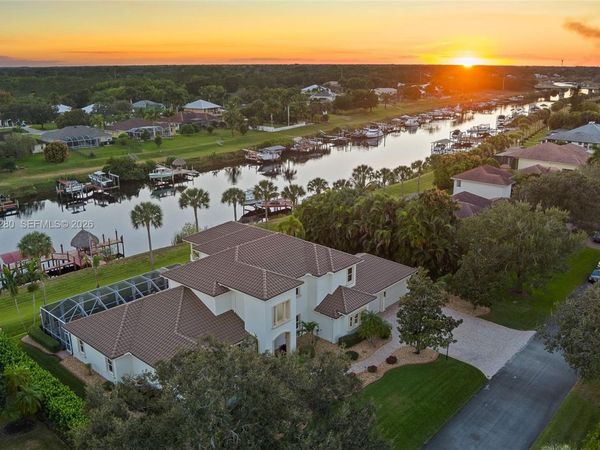 2618 SW River Shore Dr, Port St. Lucie, FL 34984