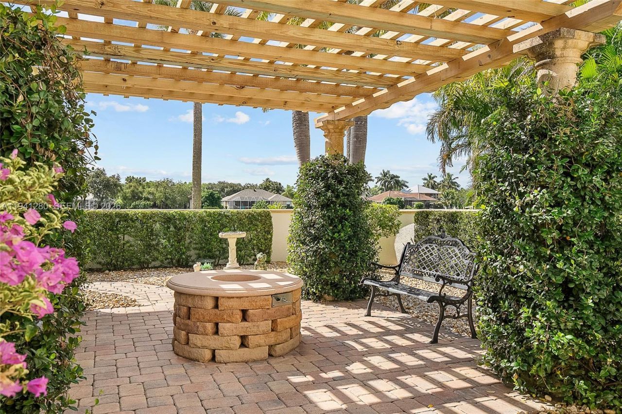 2618 SW River Shore Dr, Port Saint Lucie, FL 34984 Photo