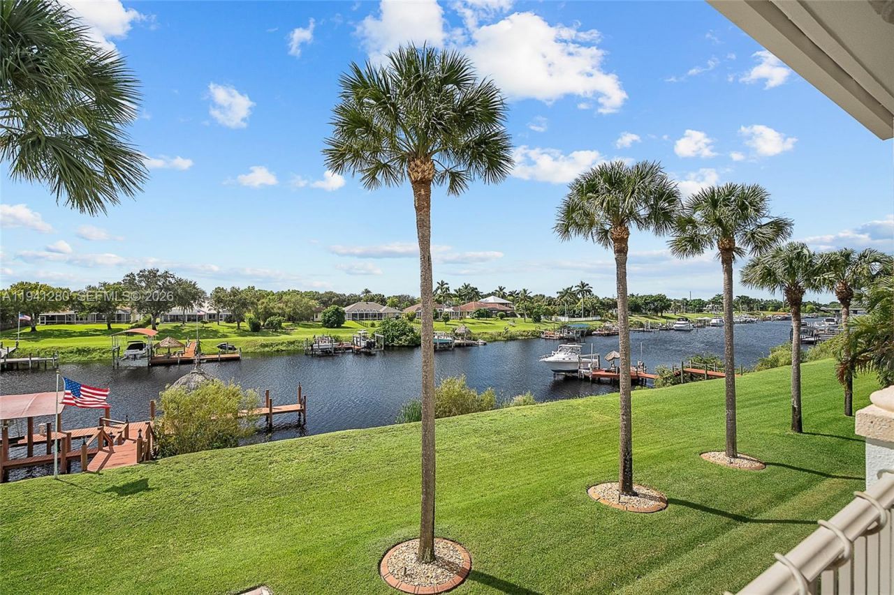 2618 SW River Shore Dr, Port Saint Lucie, FL 34984 Photo