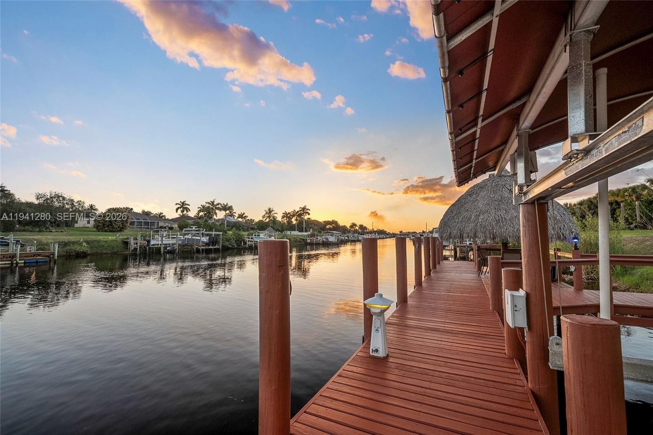 2618 SW River Shore Dr, Port Saint Lucie, FL 34984 Photo