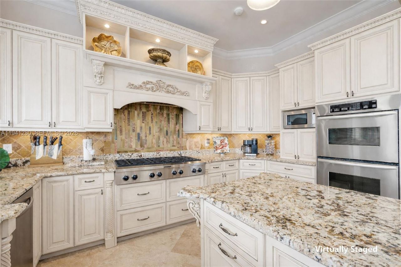 2618 SW River Shore Dr, Port Saint Lucie, FL 34984 Photo