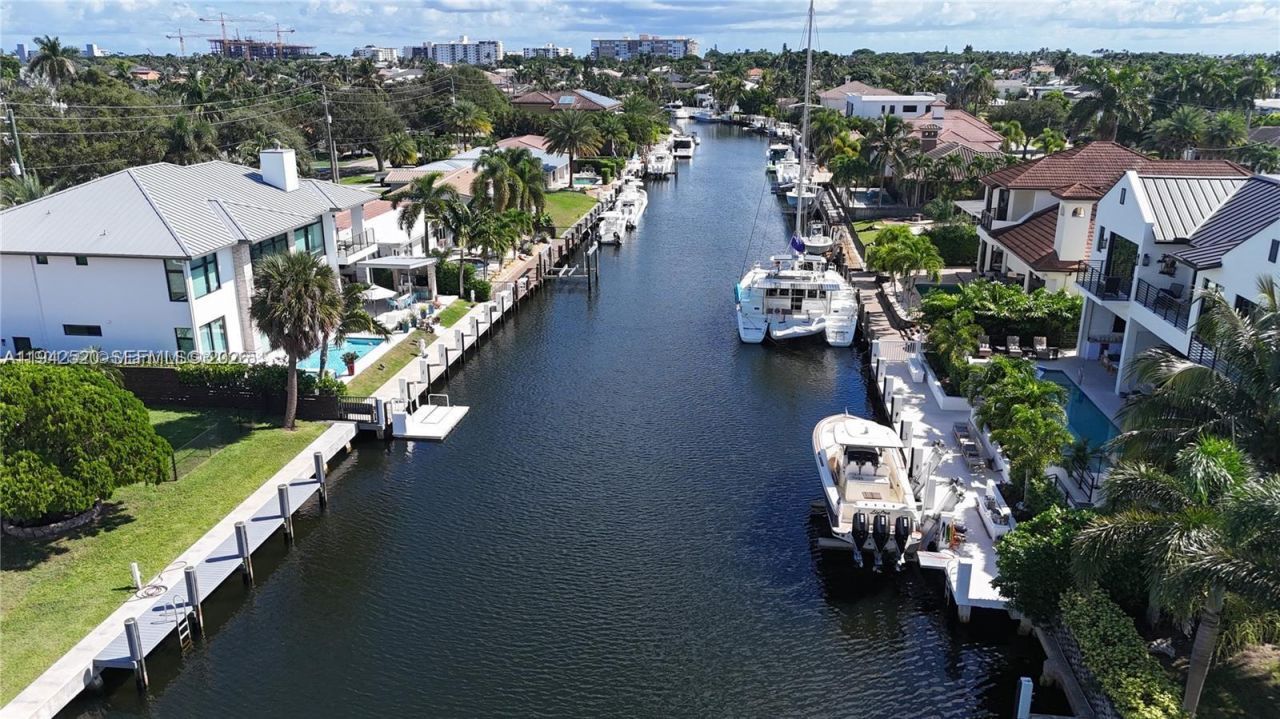 2511 NE 48th Ct, Lighthouse Point, FL 33064 Photo