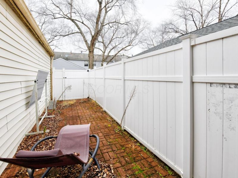 321 Northgate Court, Unit B, Westerville, OH 43081 Photo 10