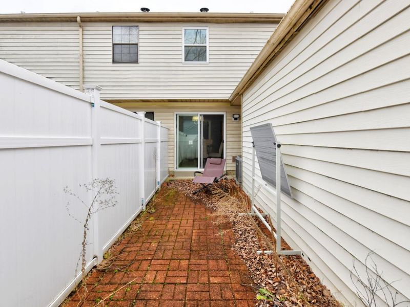 321 Northgate Court, Unit B, Westerville, OH 43081 Photo 11