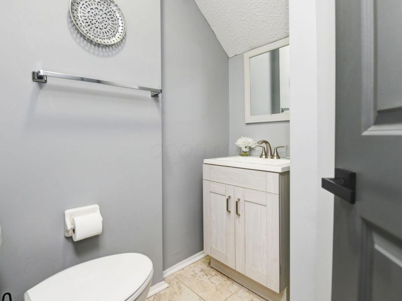 321 Northgate Court, Unit B, Westerville, OH 43081 Photo 15