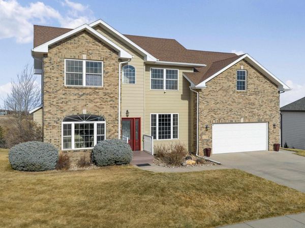 6530 WELLINGTON DR, Rapid City, SD 57702