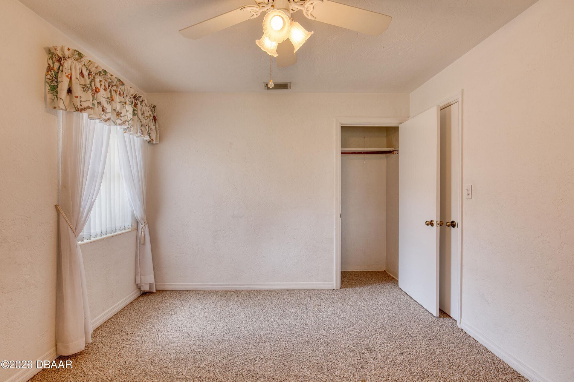 908 E 2nd Avenue, New Smyrna Beach, FL 32169 Photo