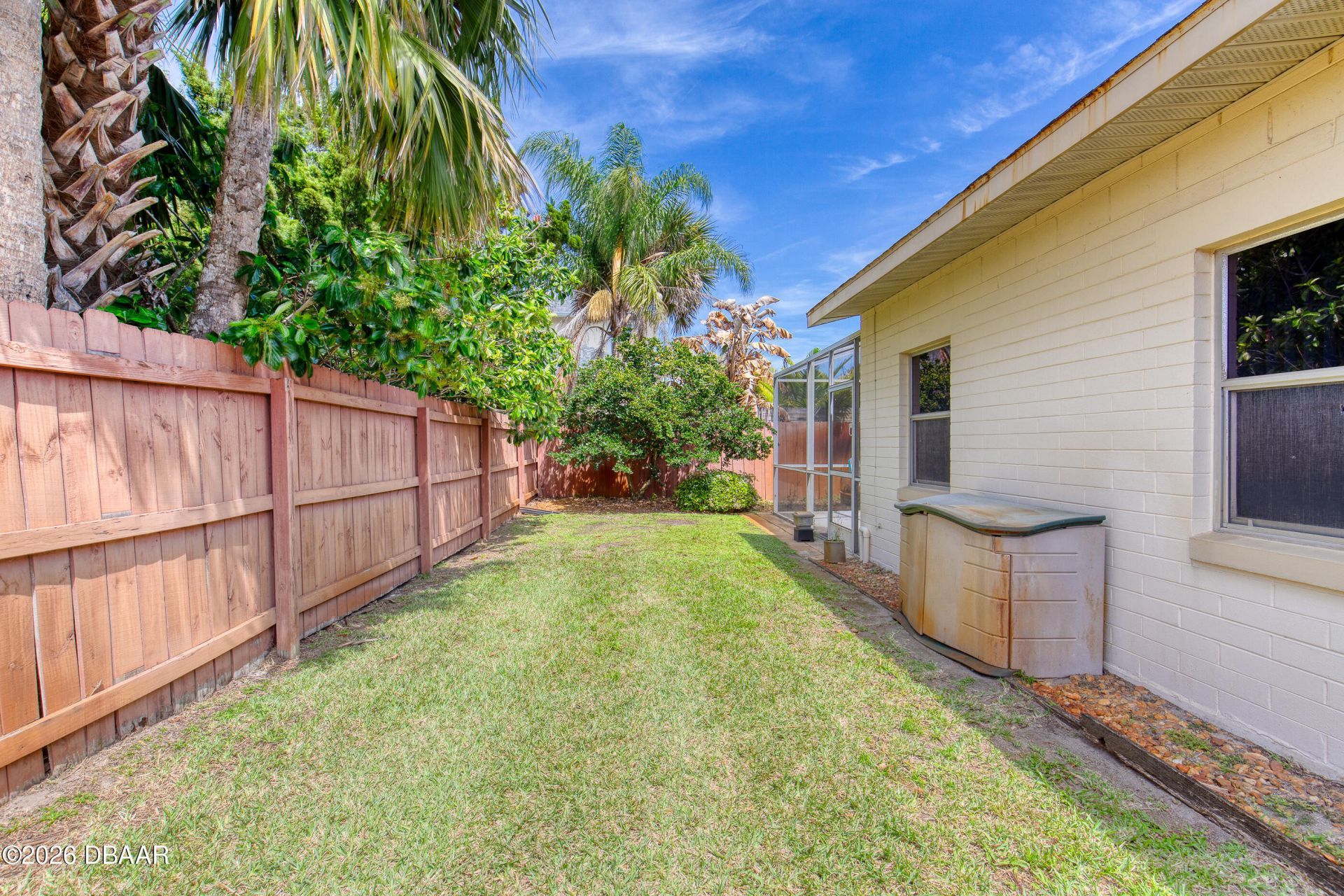 908 E 2nd Avenue, New Smyrna Beach, FL 32169 Photo