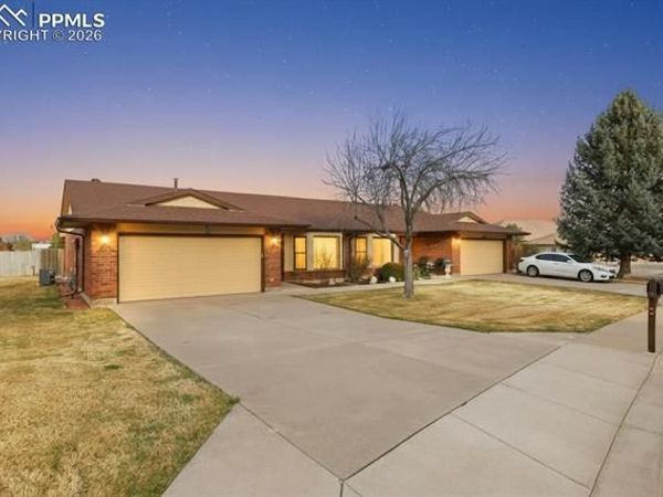 31 Frances Place, Pueblo, CO 81008