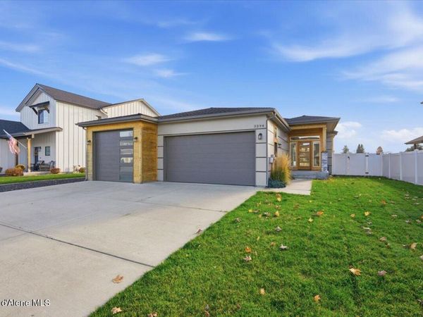 3294 W Giovanni LN, Hayden, ID 83835