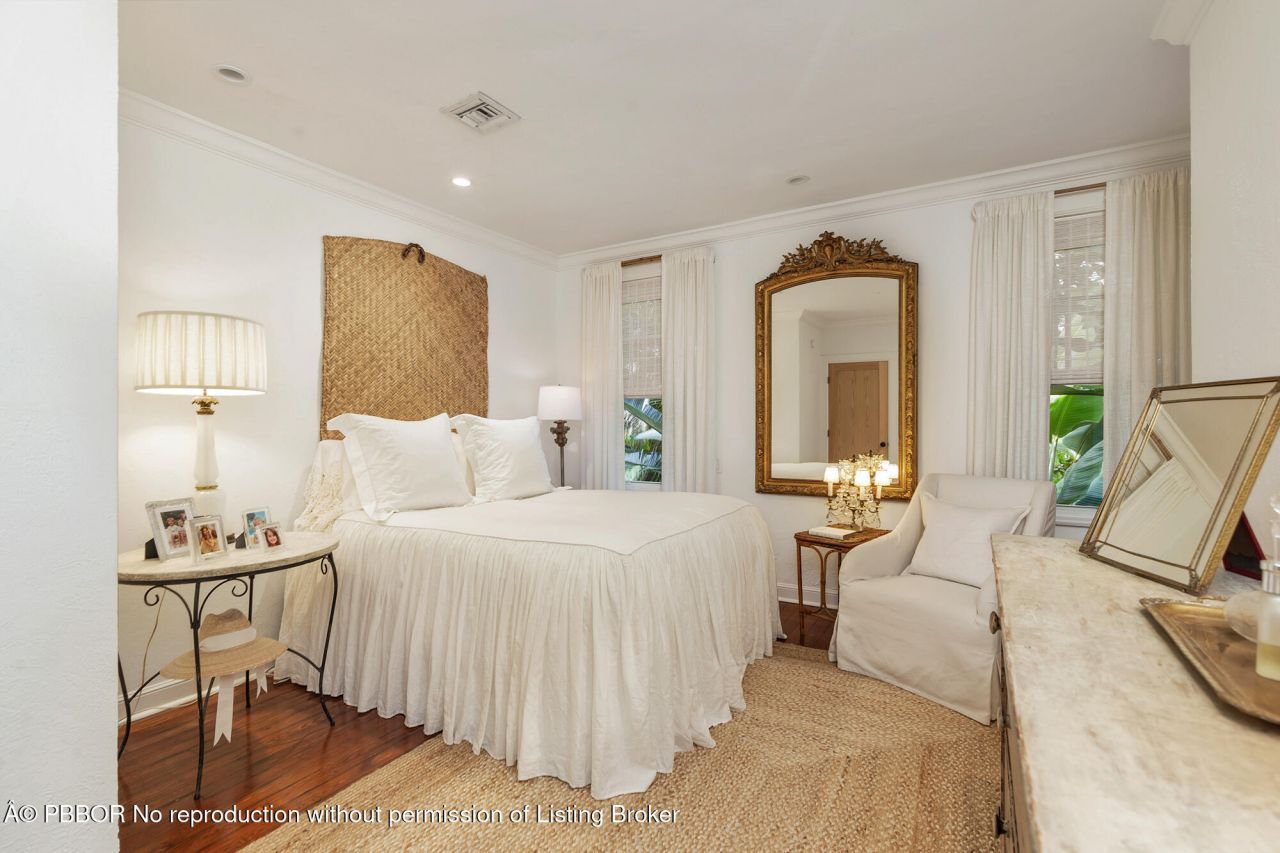 746 Upland Road, West Palm Beach, FL 33401 Photo