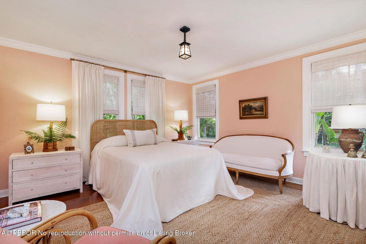 746 Upland Road, West Palm Beach, FL 33401 Photo