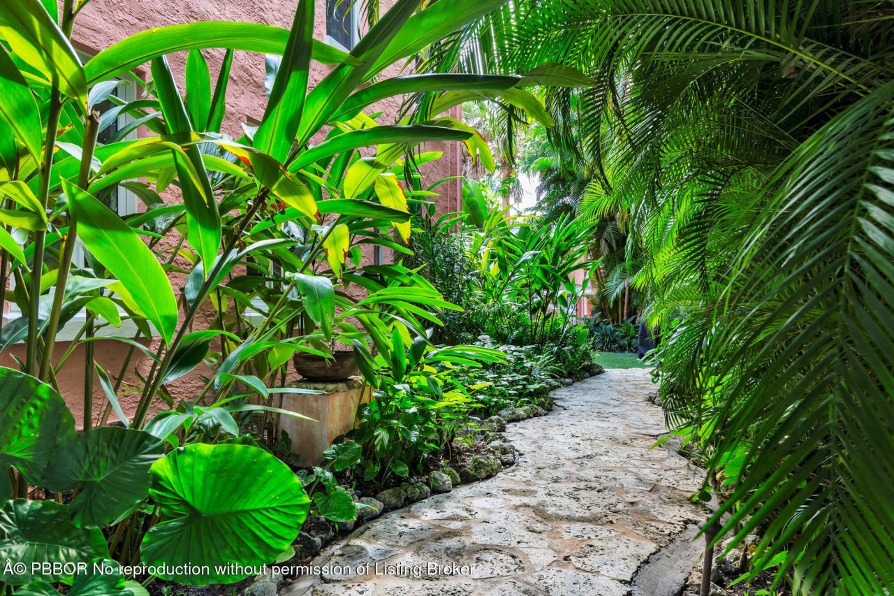 746 Upland Road, West Palm Beach, FL 33401 Photo