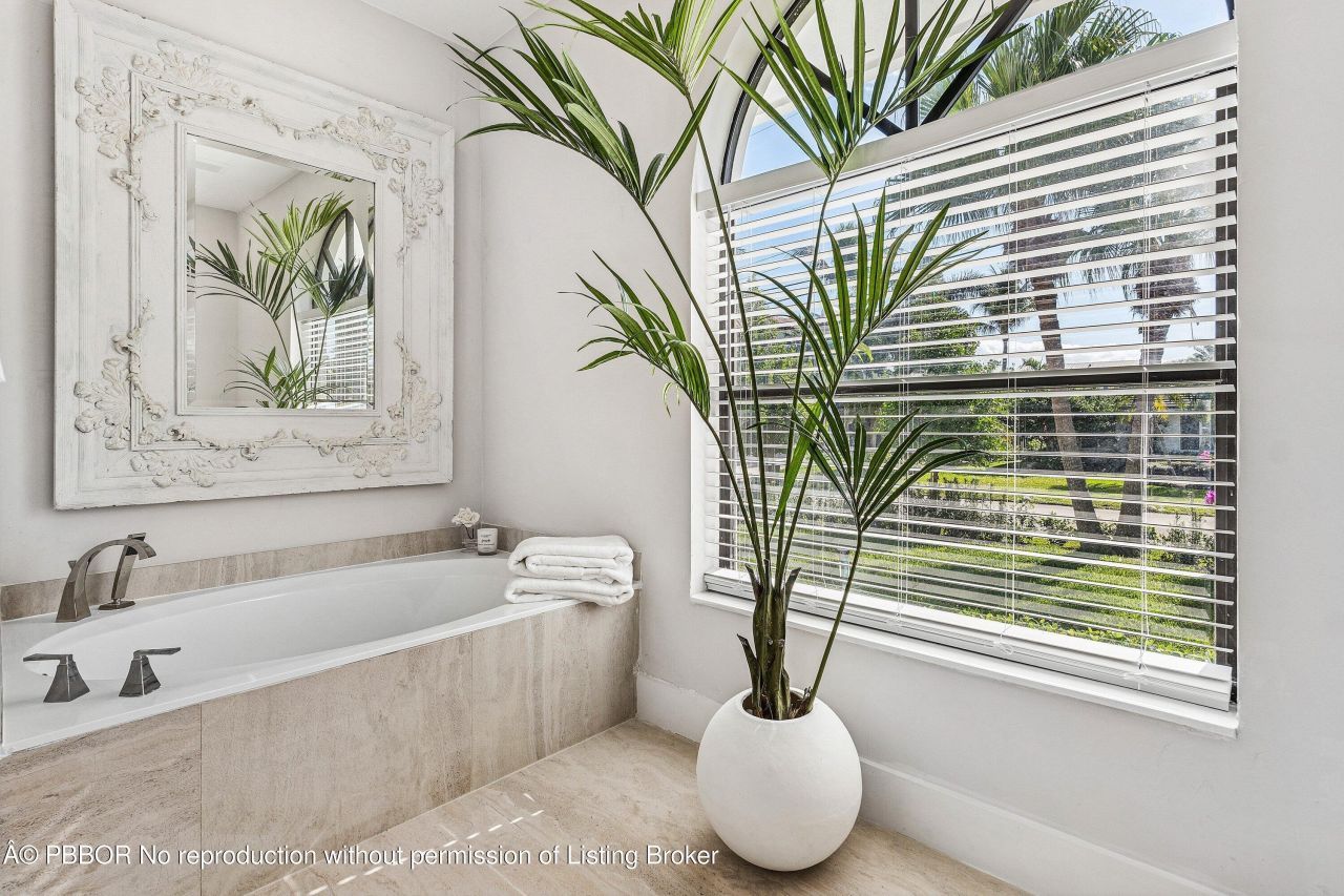 48 Harbour Drive N, Ocean Ridge, FL 33435 Photo