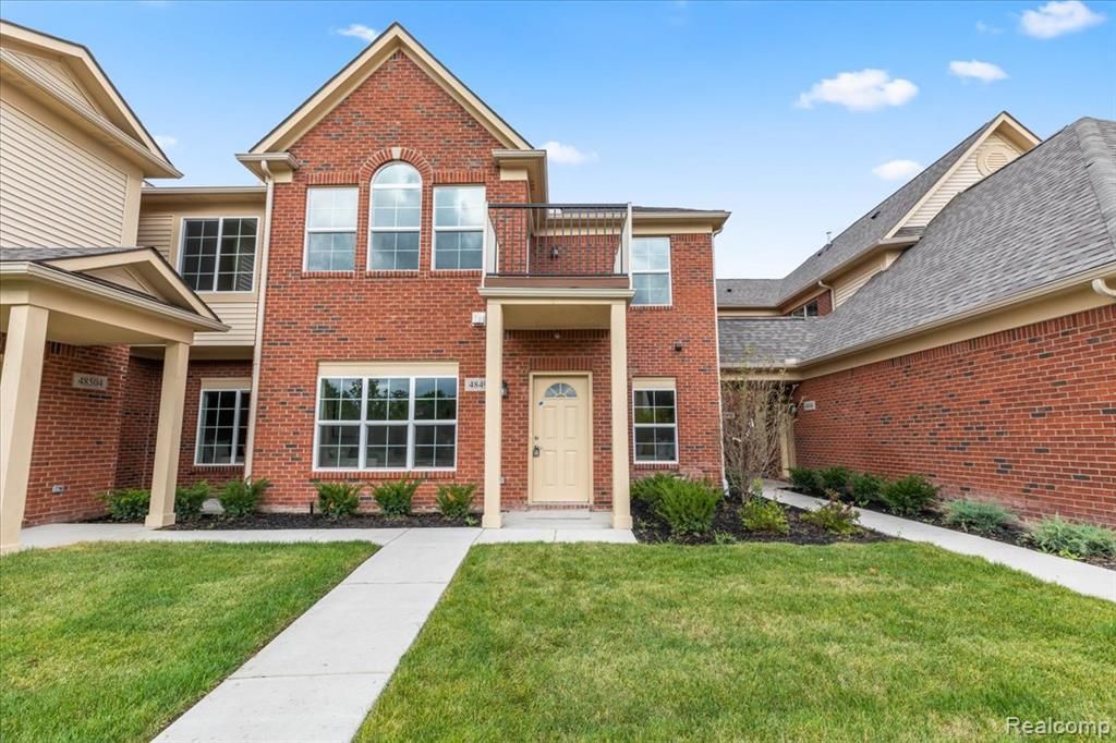 48474 Bridge Way, Canton, MI 48188 Main Photo