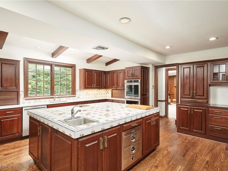 2166 Ridgewood Road, Akron, OH 44313 Photo 14