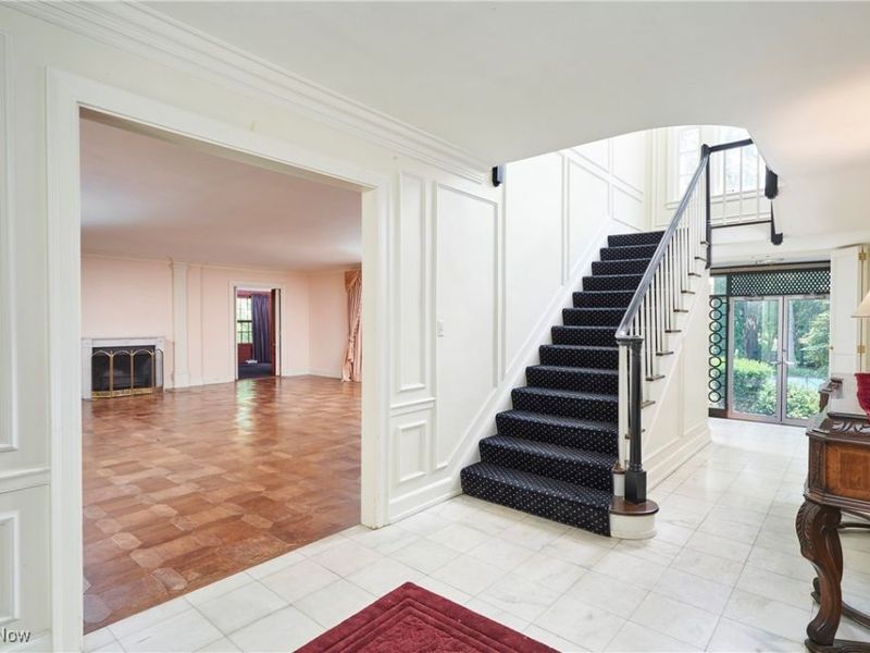 2166 Ridgewood Road, Akron, OH 44313 Photo 20