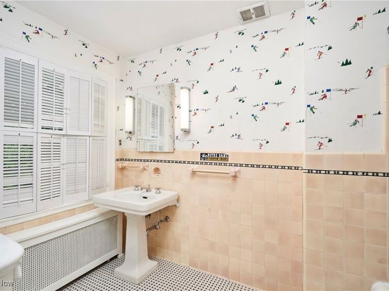 2166 Ridgewood Road, Akron, OH 44313 Photo 26