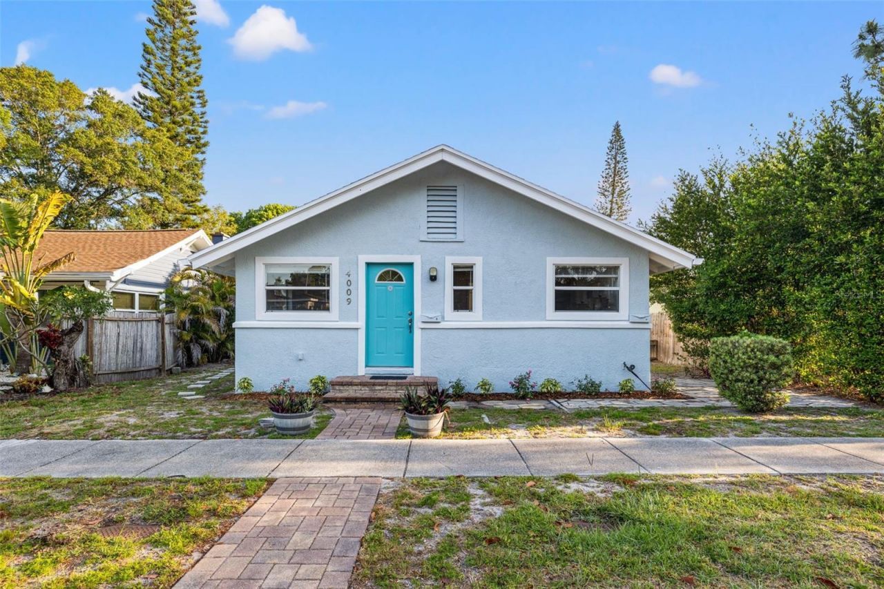 4009 Burlington Avenue N, Saint Petersburg, FL 33713 Main Photo