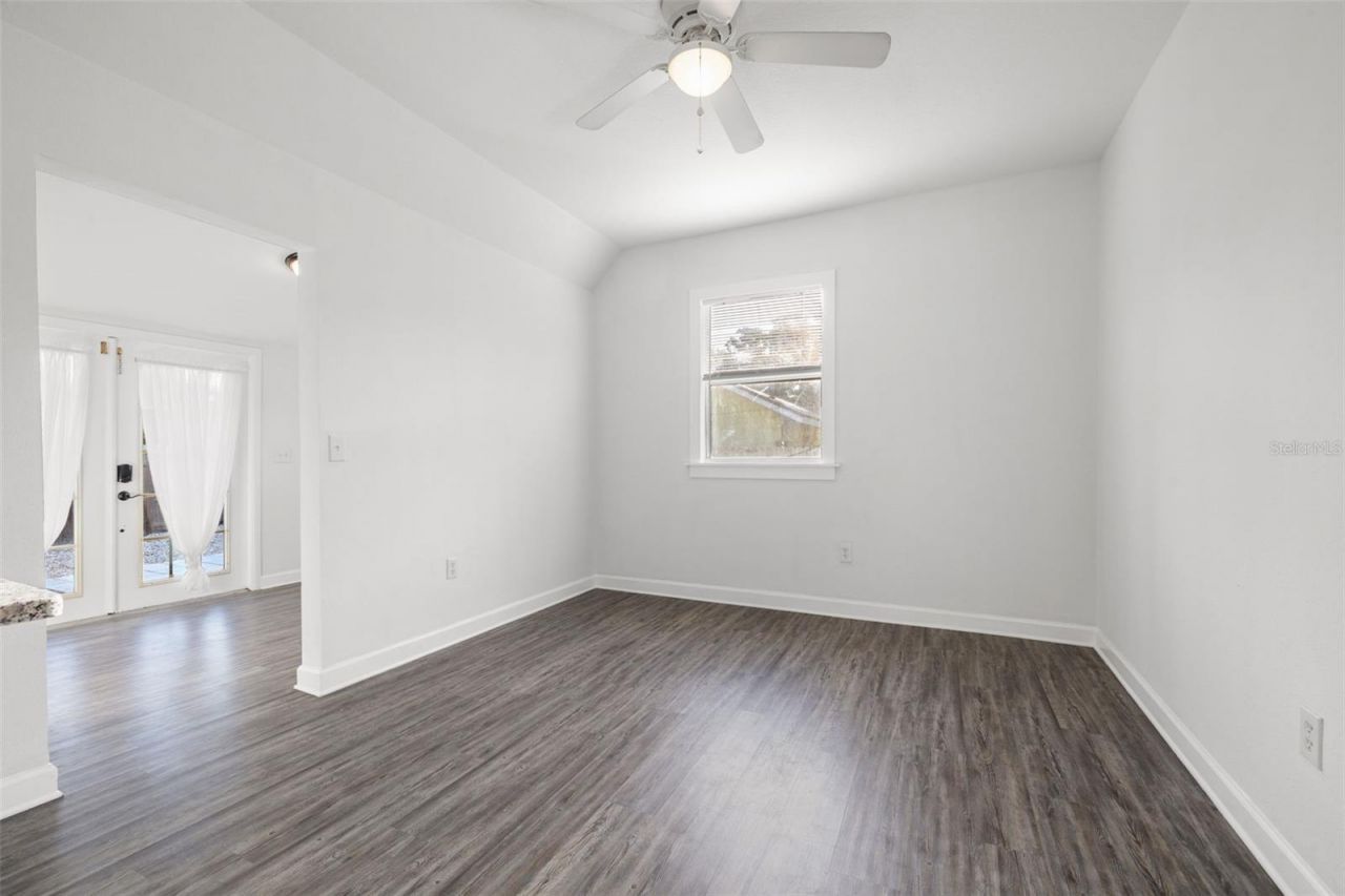 4009 Burlington Avenue N, Saint Petersburg, FL 33713 Photo